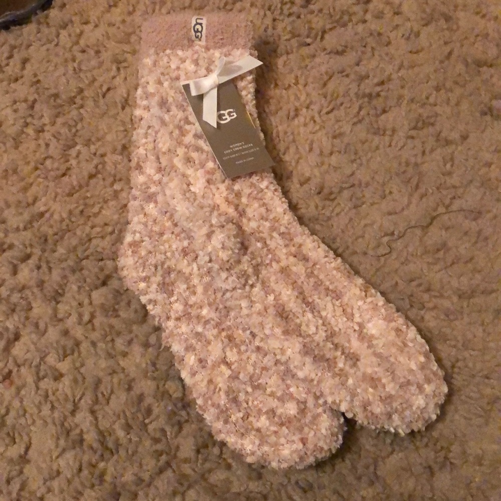 Women’s UGG crew socks